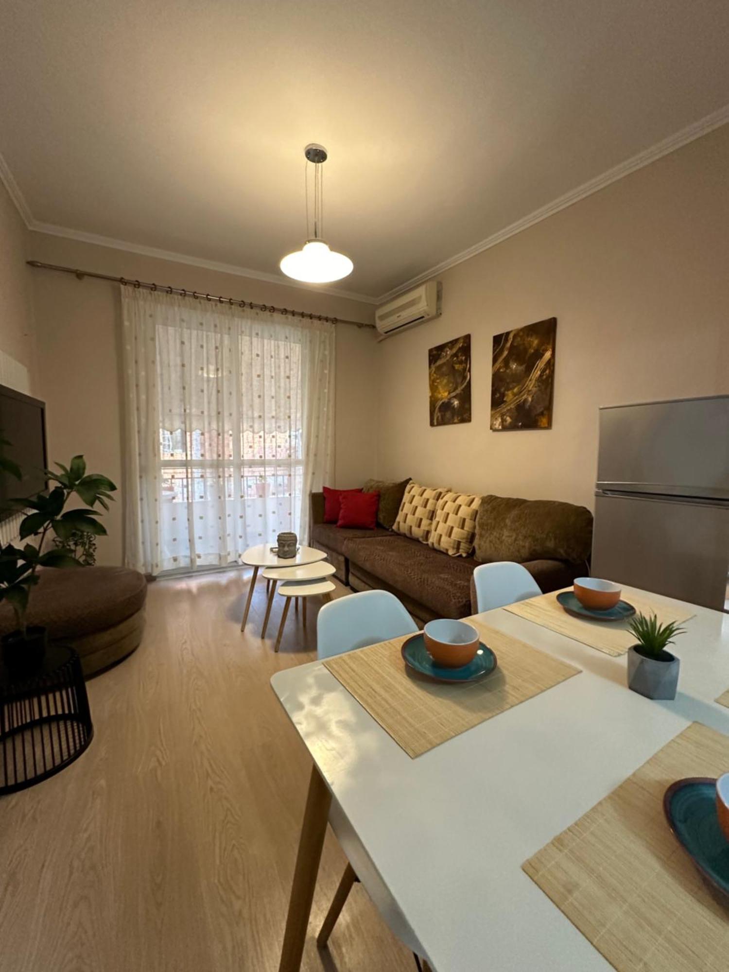 Apartment Tirana *