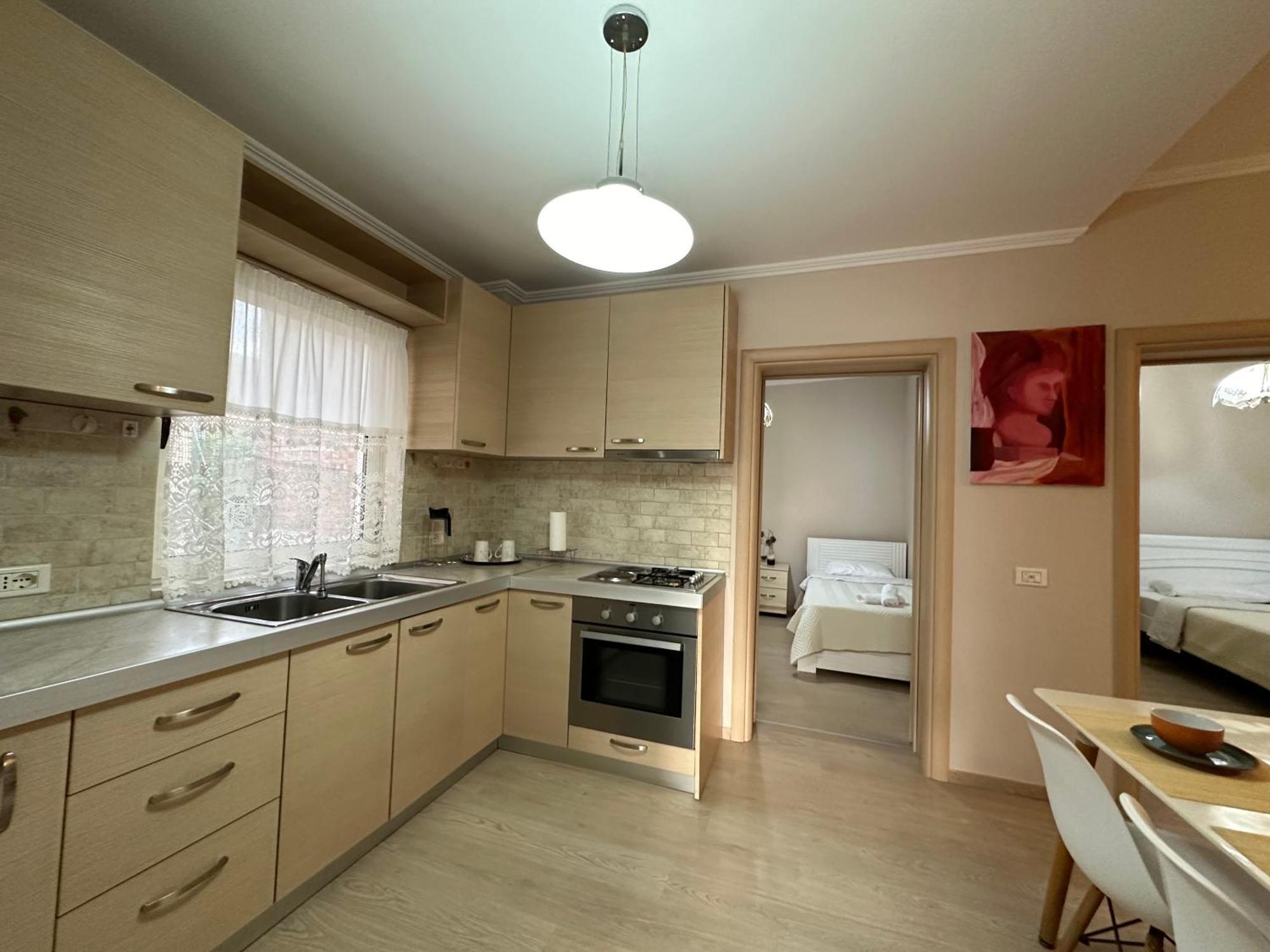 Tirana Apartment *