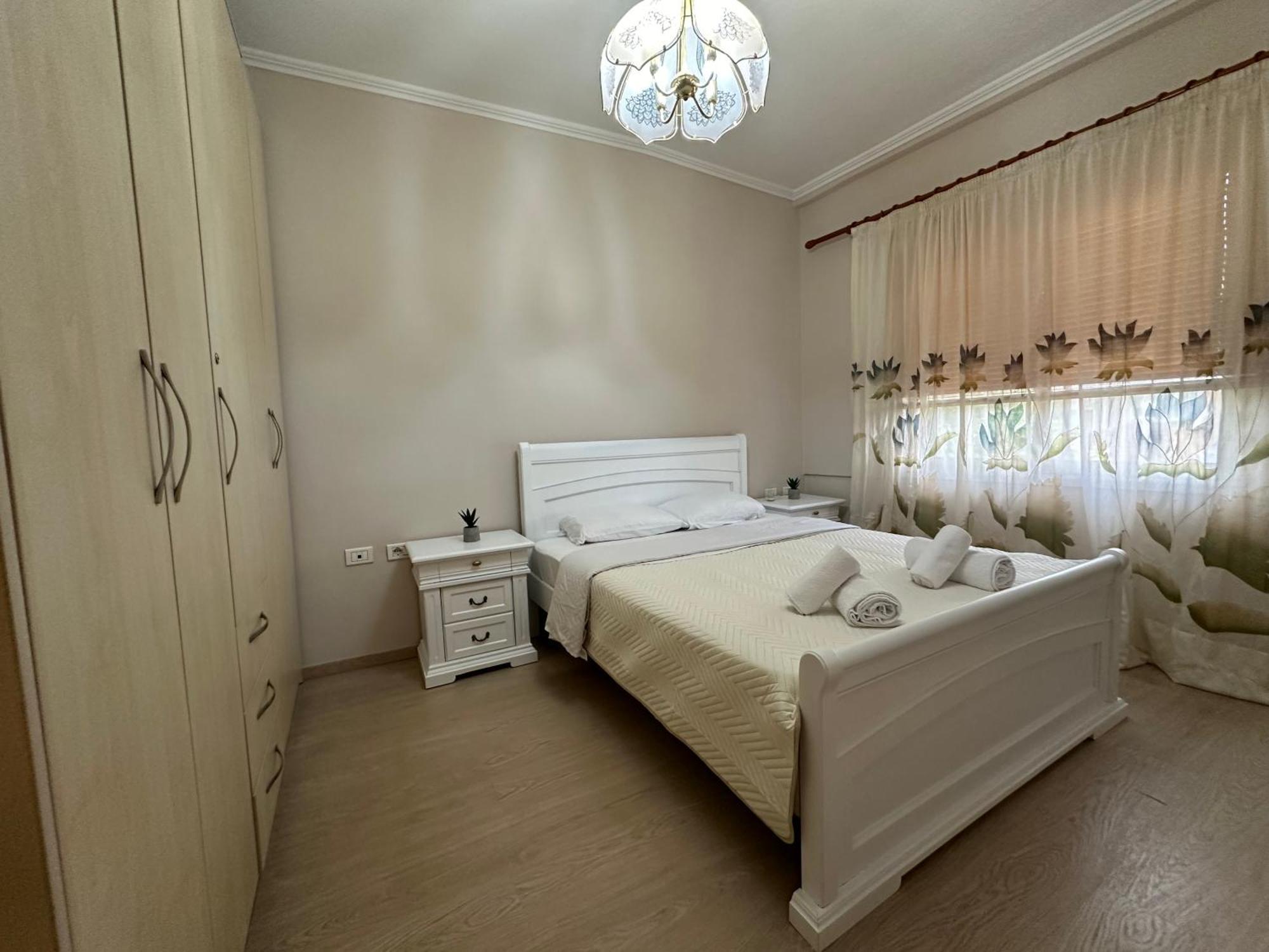 Apartment Tirana *